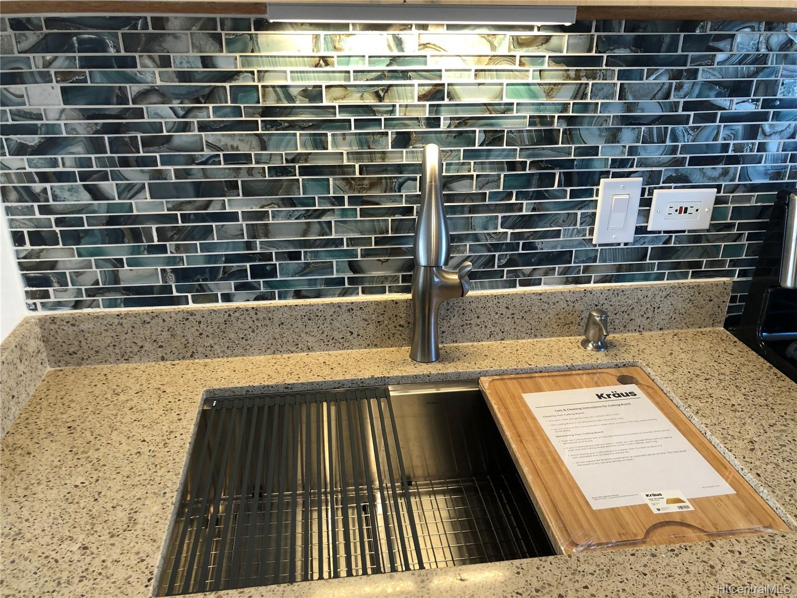 2630 Kapiolani Boulevard  Unit 802