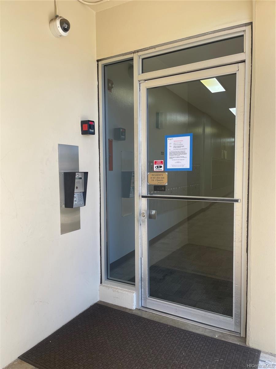 2754 Kuilei Street  Unit 704
