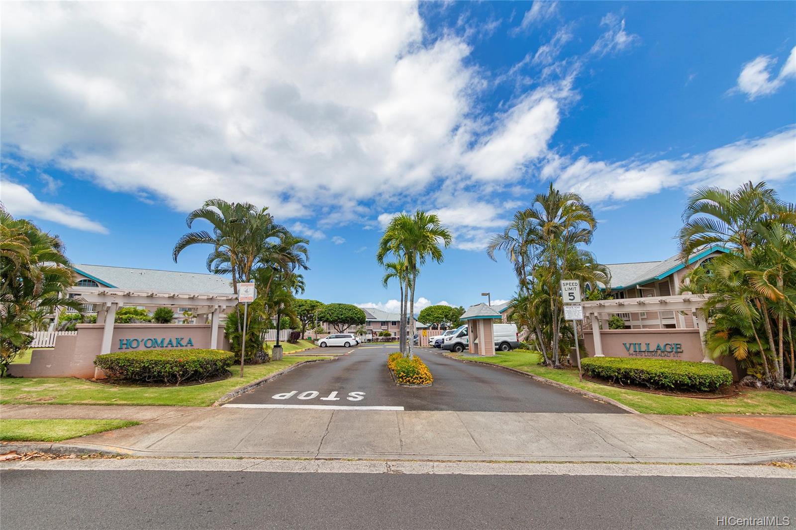 Hoomaka Village 94870 Lumiauau Street Unit Y201 Waipahu HI 96797 sold