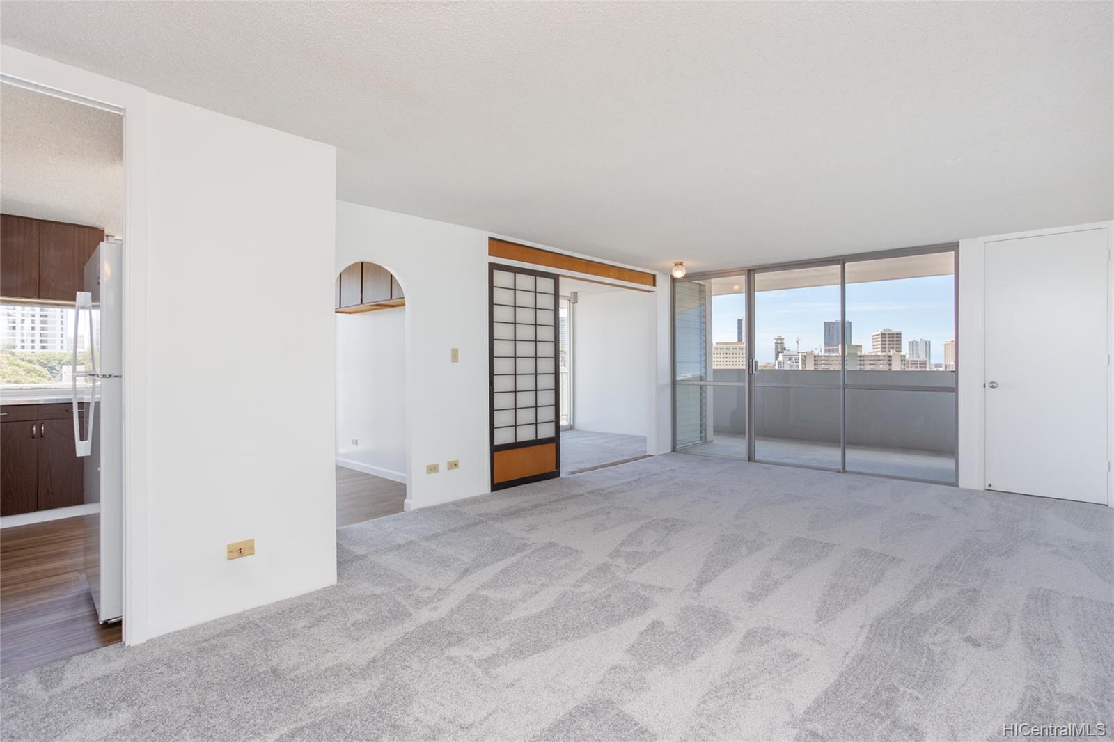 1325 Wilder Avenue  Unit 5 - Makai
