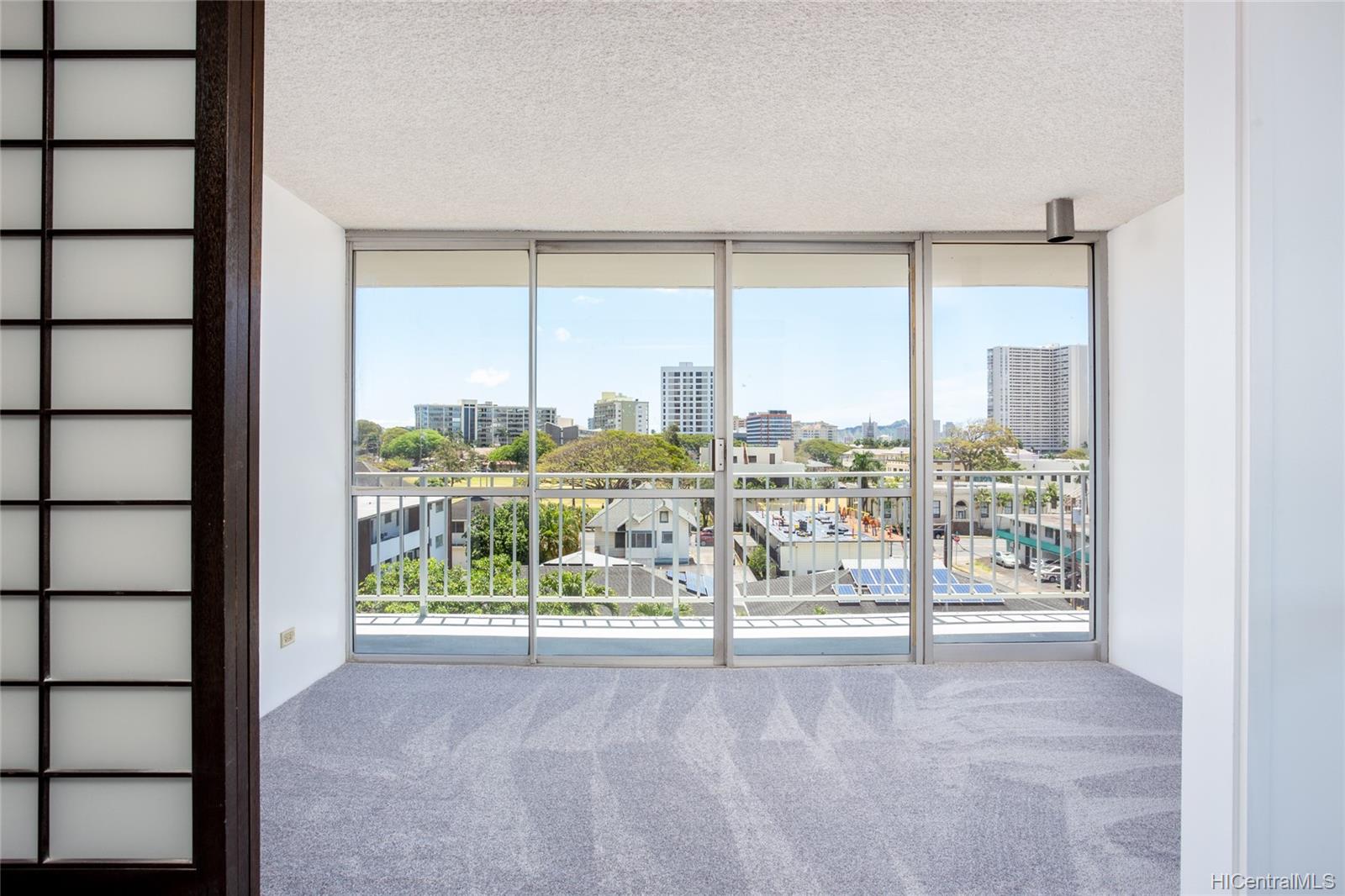 1325 Wilder Avenue  Unit 5 - Makai