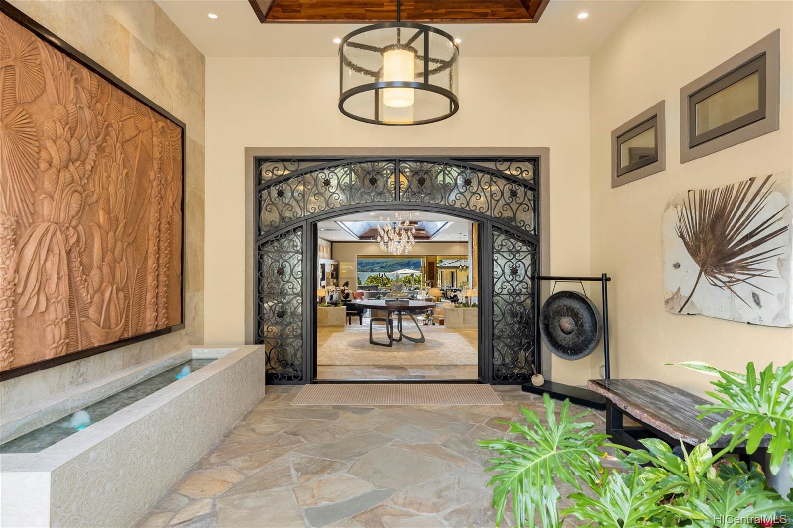 280 Poipu Drive