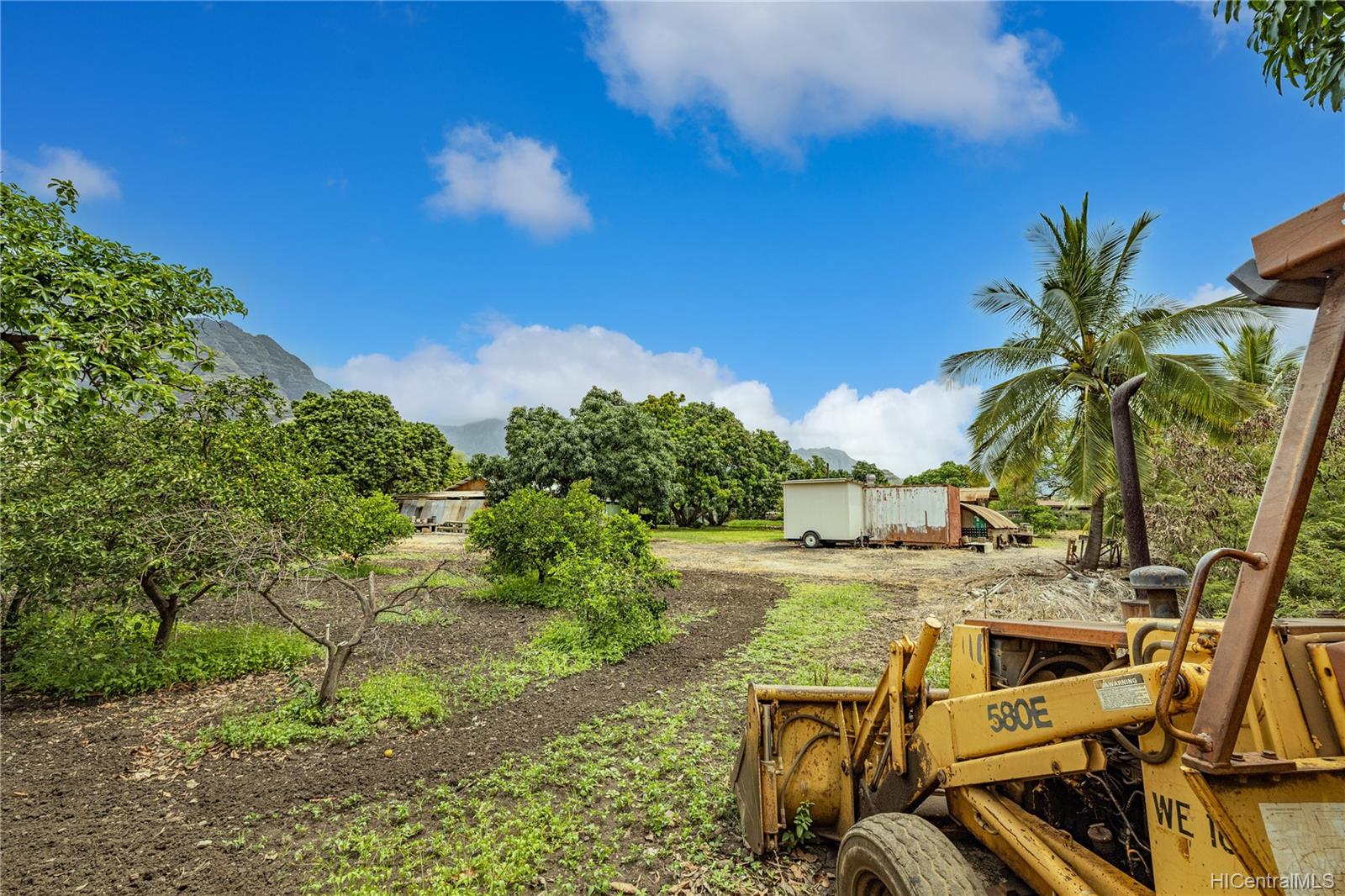 85695 Waianae Valley Road Waianae HI 96792 listed 04222021