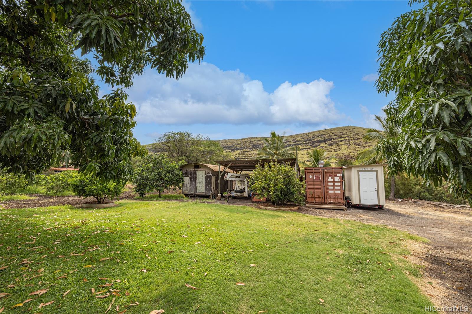 85695 Waianae Valley Road Waianae HI 96792 listed 04222021