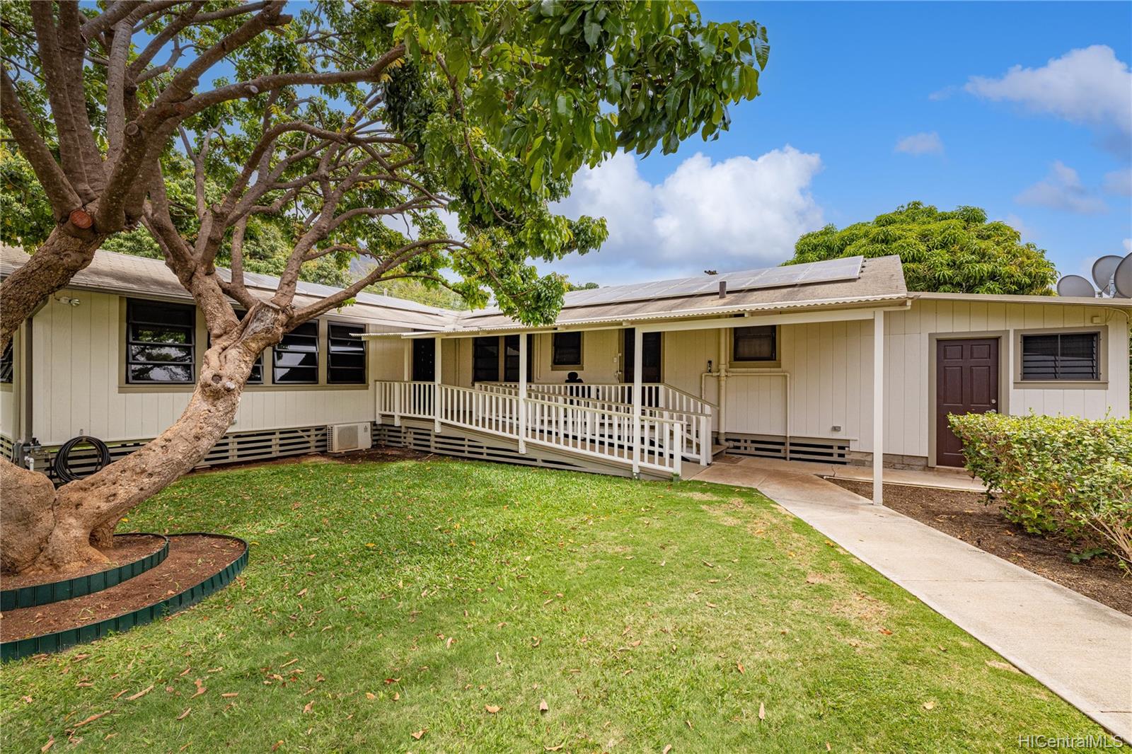 85695 Waianae Valley Road Waianae HI 96792 listed 04222021