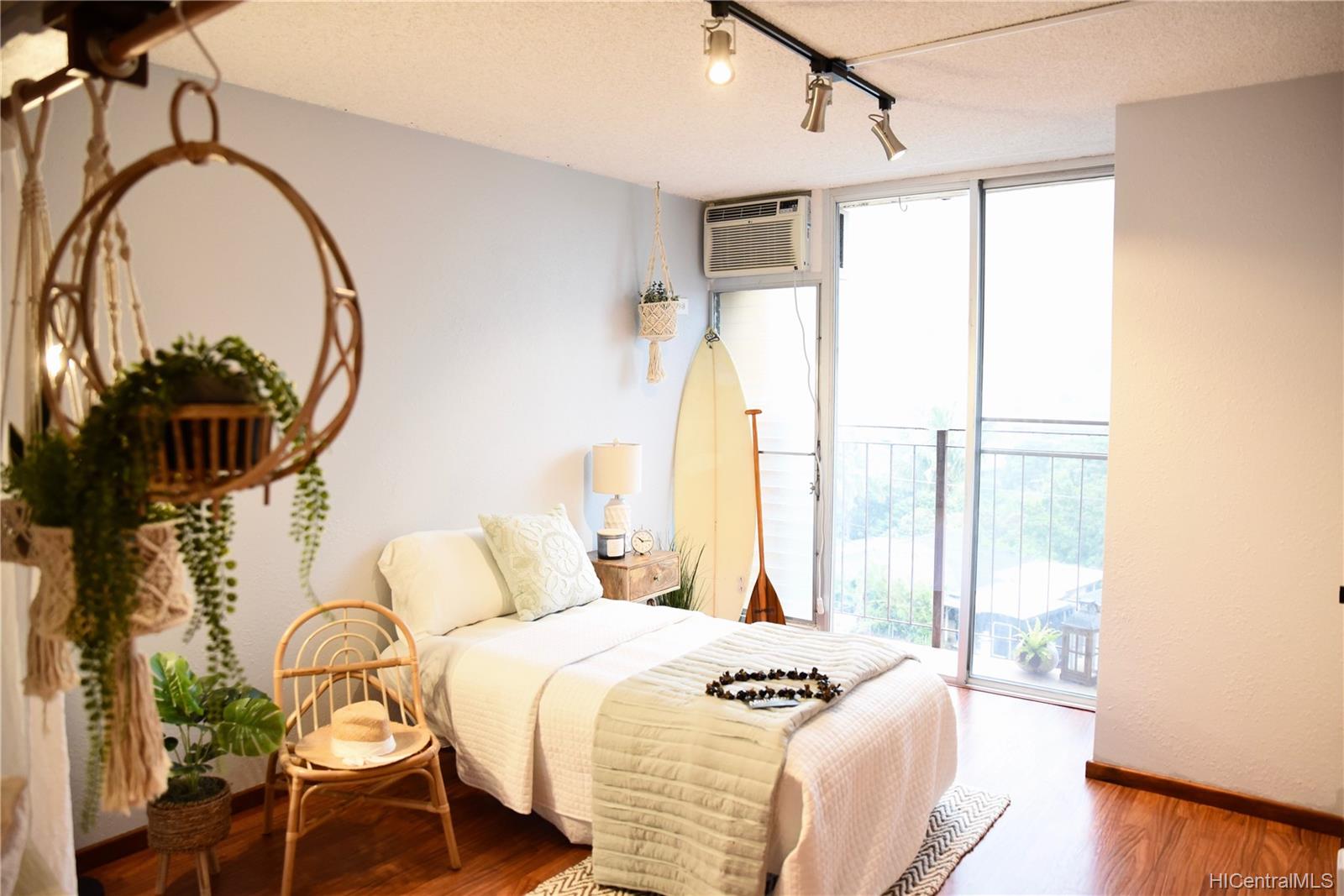 2140 10th Avenue  Unit 405