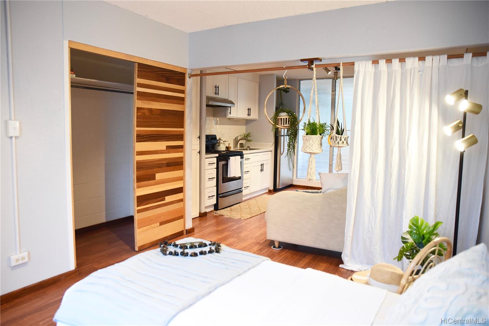 2140 10th Avenue  Unit 405