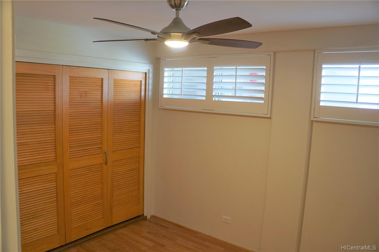 1617 Keeaumoku Street  Unit 703
