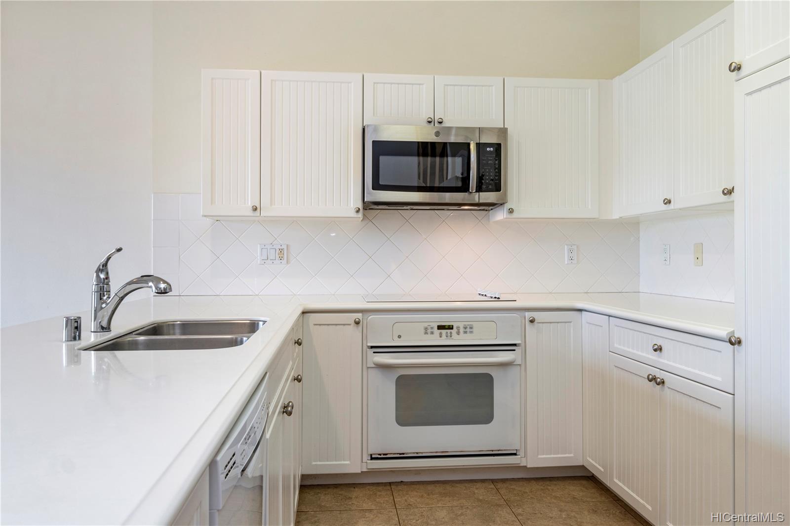 91-2077 Kaioli Street  Unit 1002