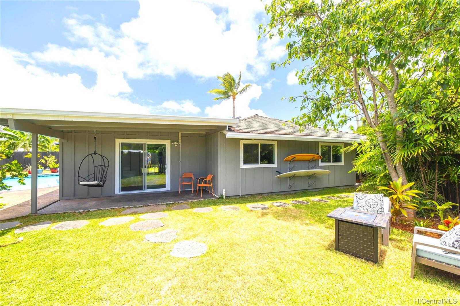 1127 Lauloa Street