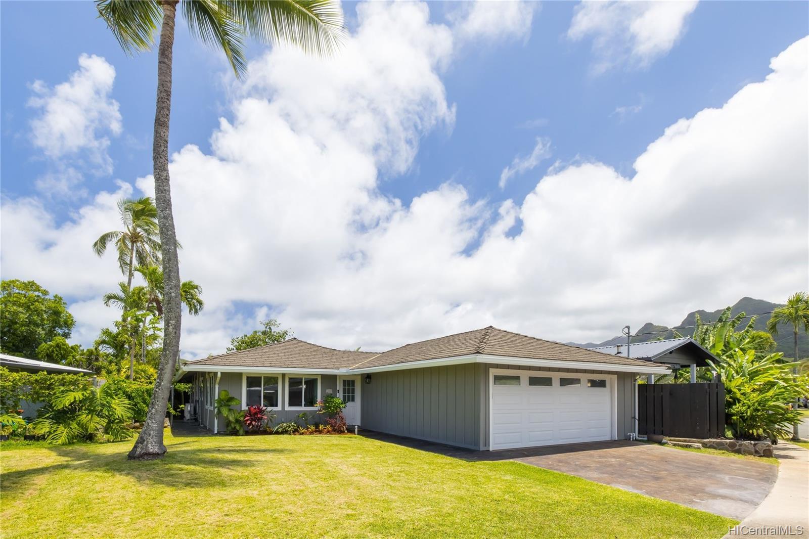 1127 Lauloa Street