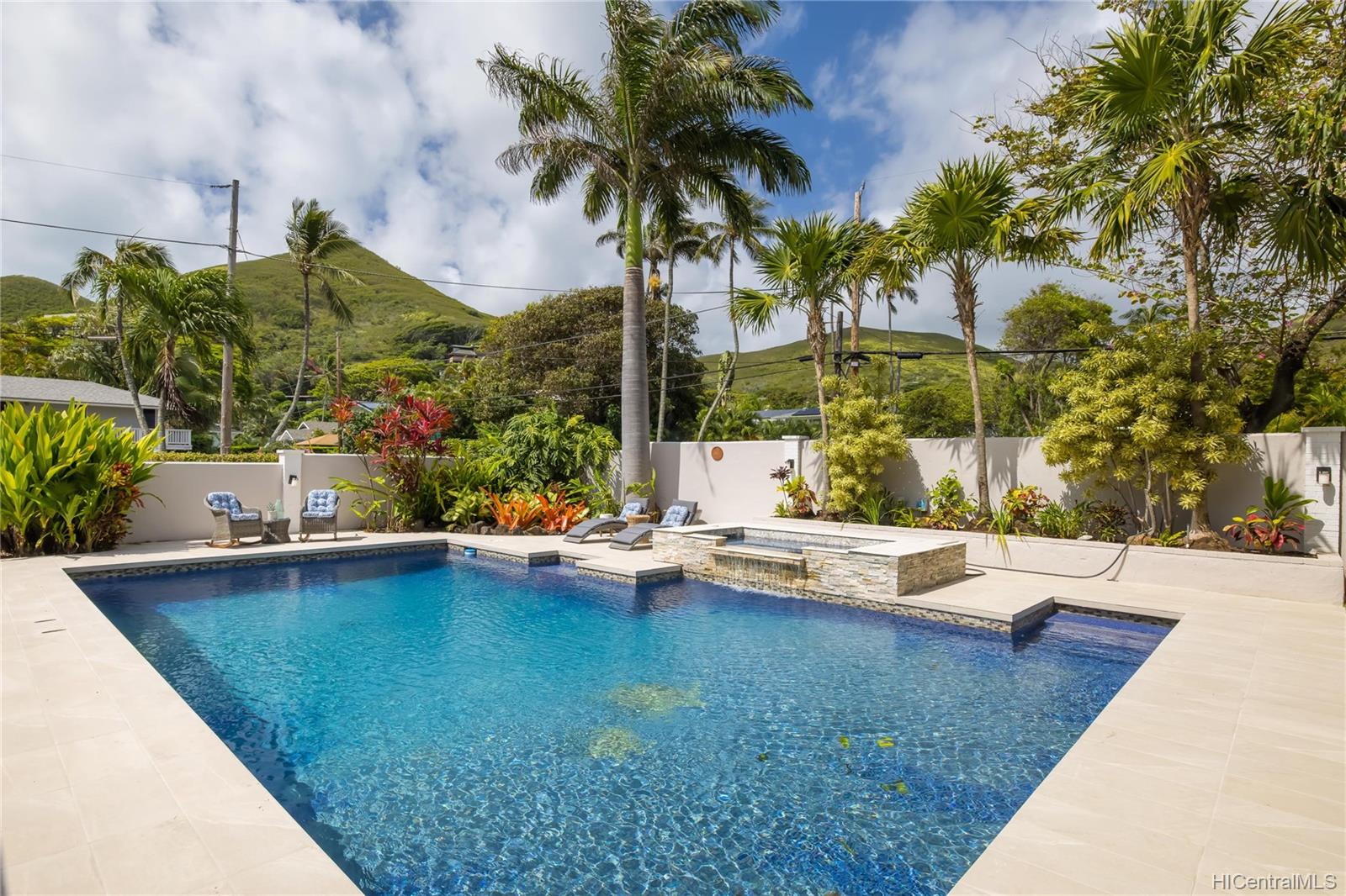 122 Lanipo Drive