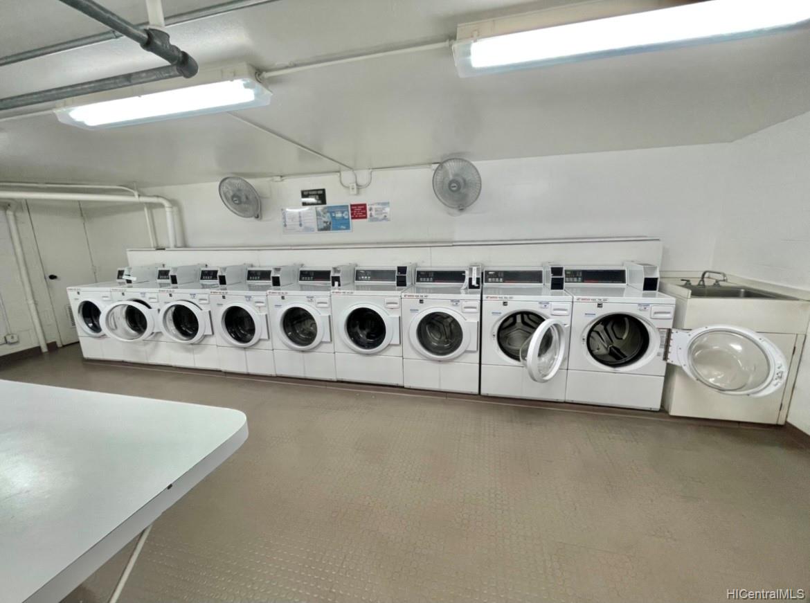 225 Queen Street  Unit 14A