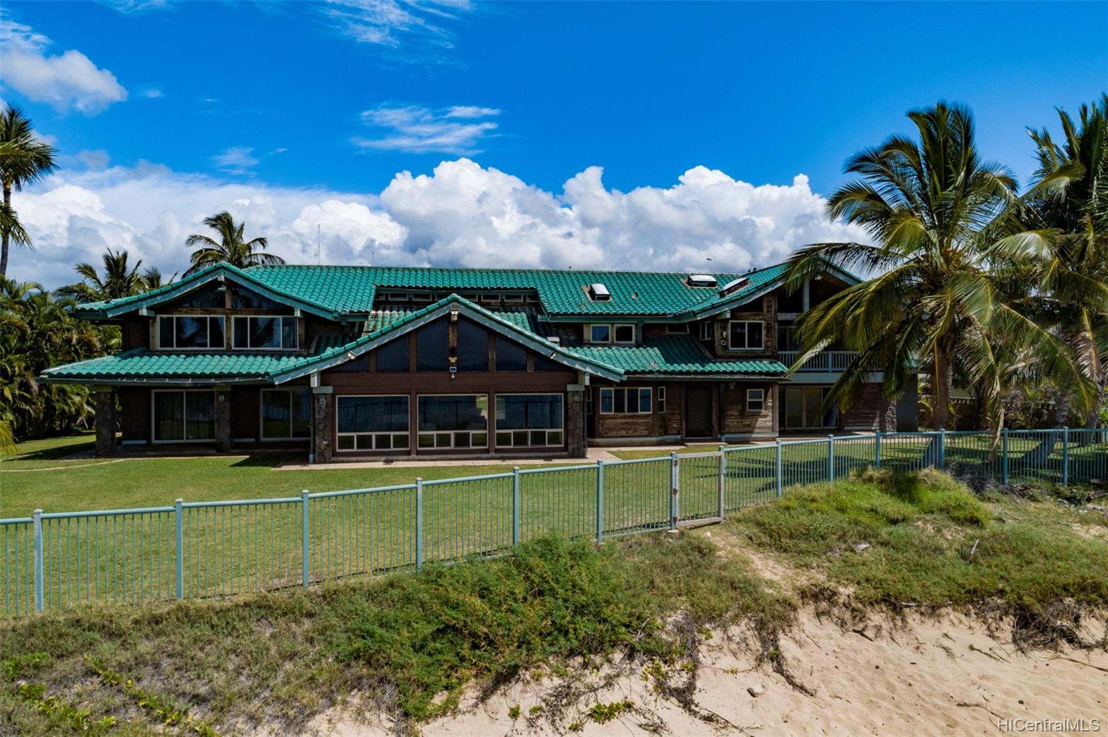87-579 Farrington Highway