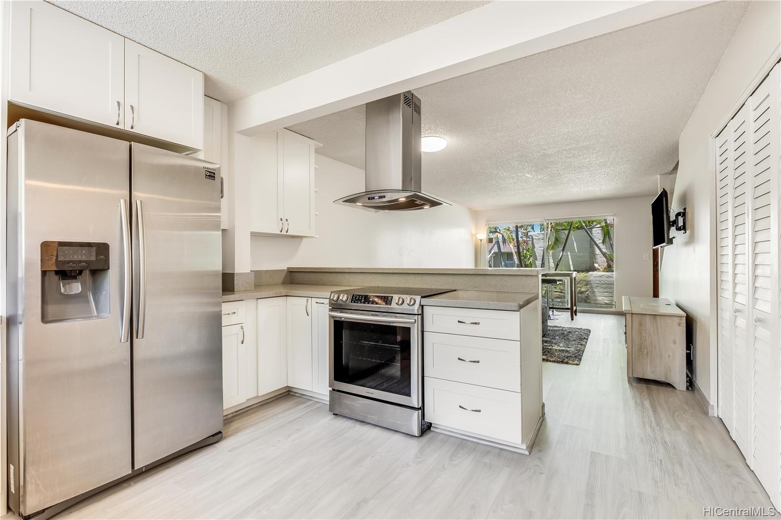 3182 Kuau Street  Unit 702