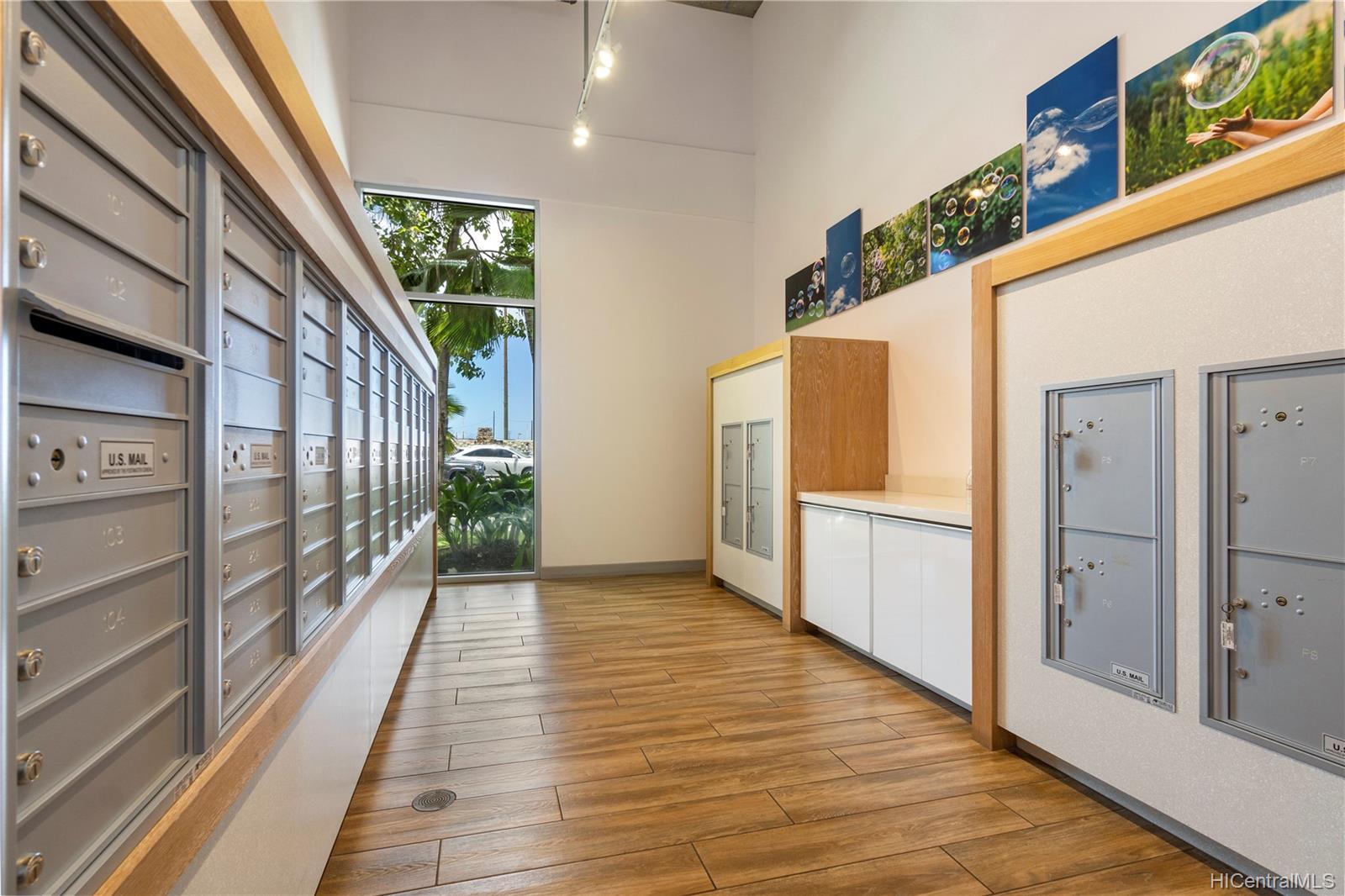 610 Ala Moana Boulevard  Unit M206