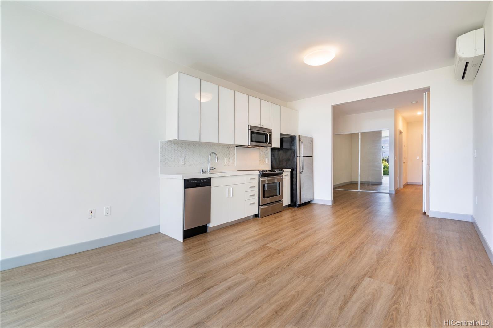 610 Ala Moana Boulevard  Unit M206