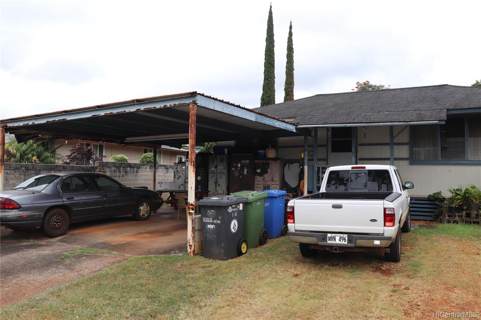 946 Peach Street