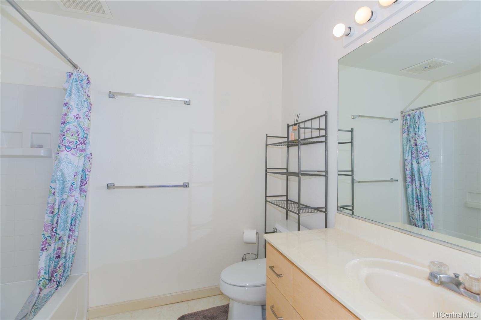 95-1037 Kaapeha Street  Unit 258