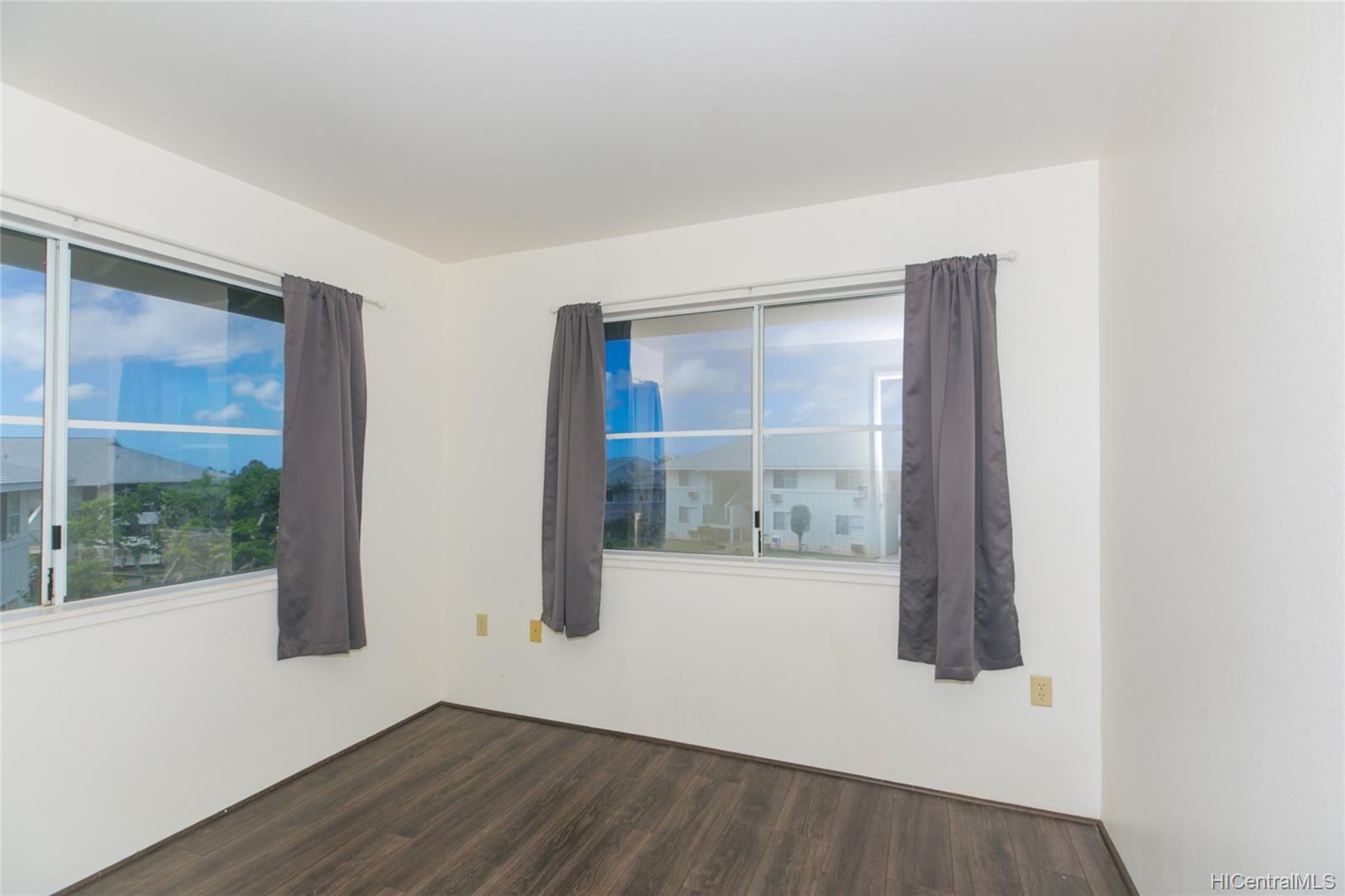 95-1037 Kaapeha Street  Unit 258
