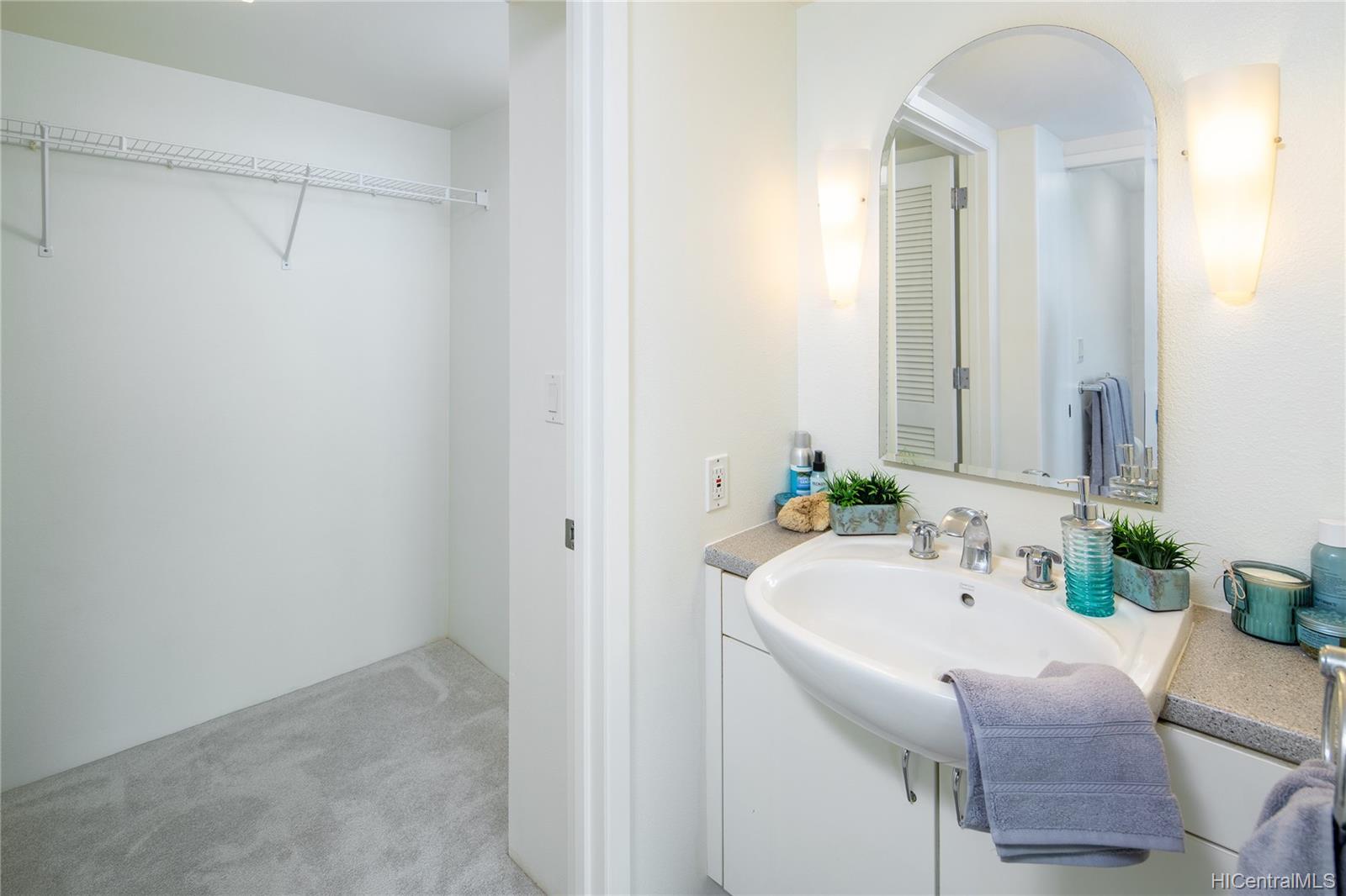 801 S King Street  Unit 1903