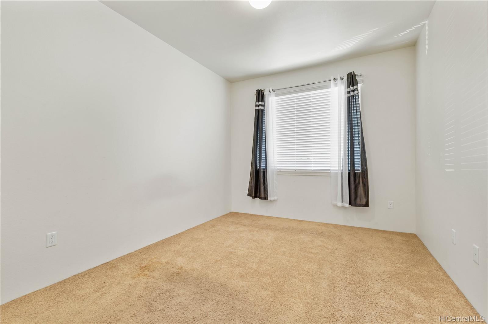 91-6221 Kapolei Parkway  Unit 430