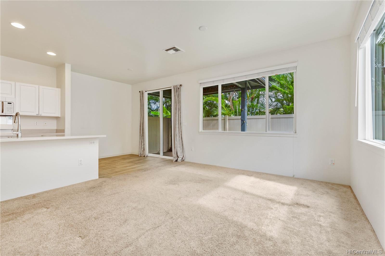 91-6221 Kapolei Parkway  Unit 430