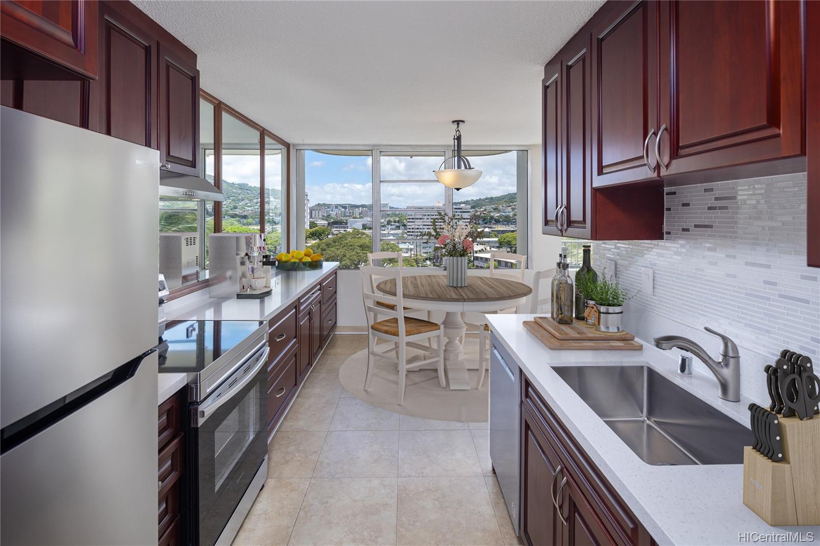 2825 S King Street  Unit 704