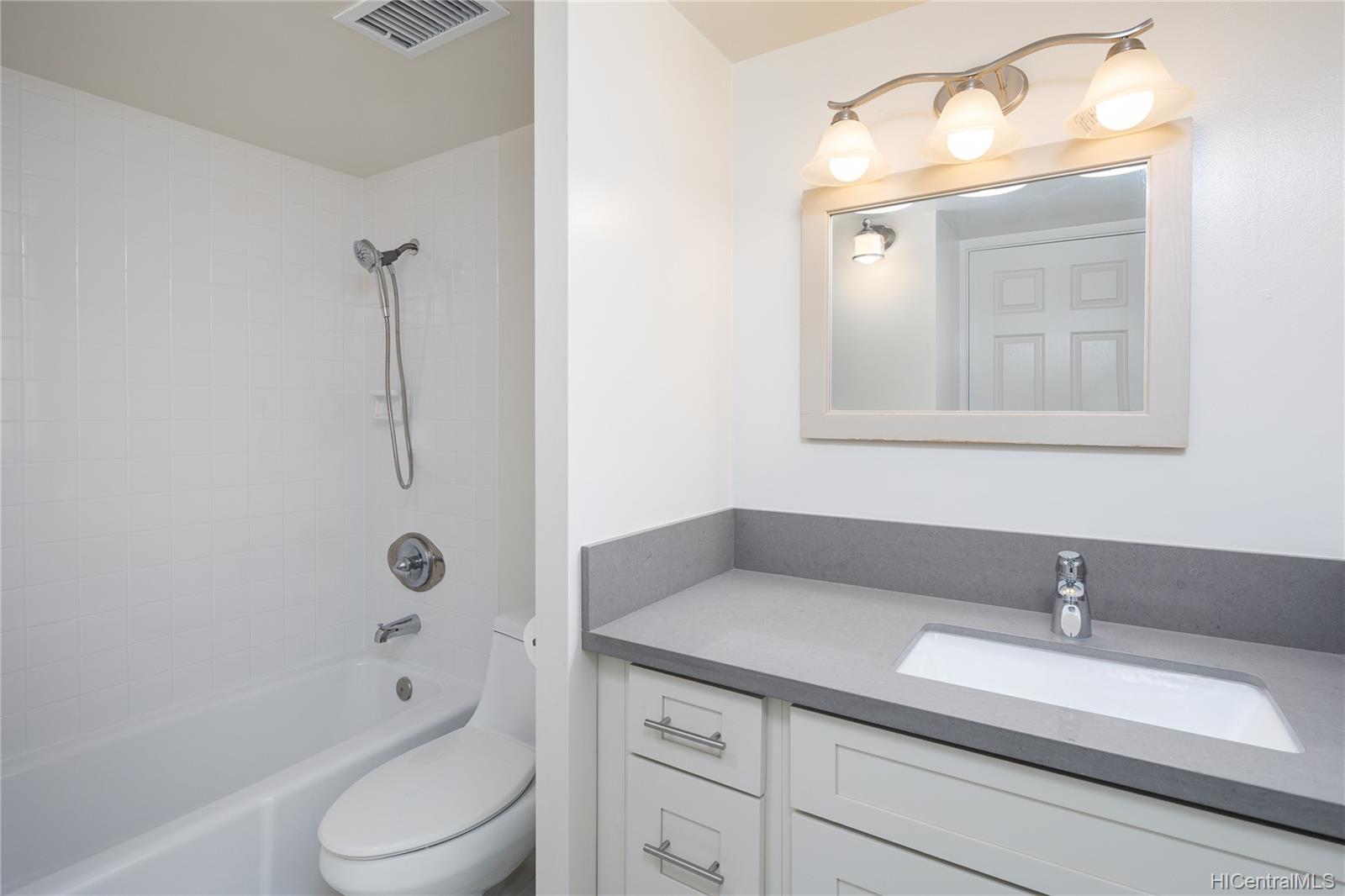 2825 S King Street  Unit 704