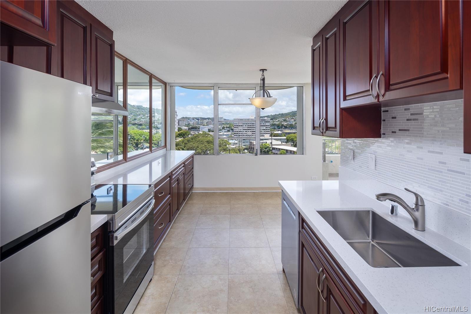 2825 S King Street  Unit 704