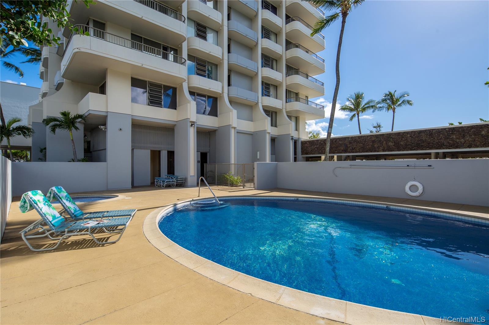 2825 S King Street  Unit 704