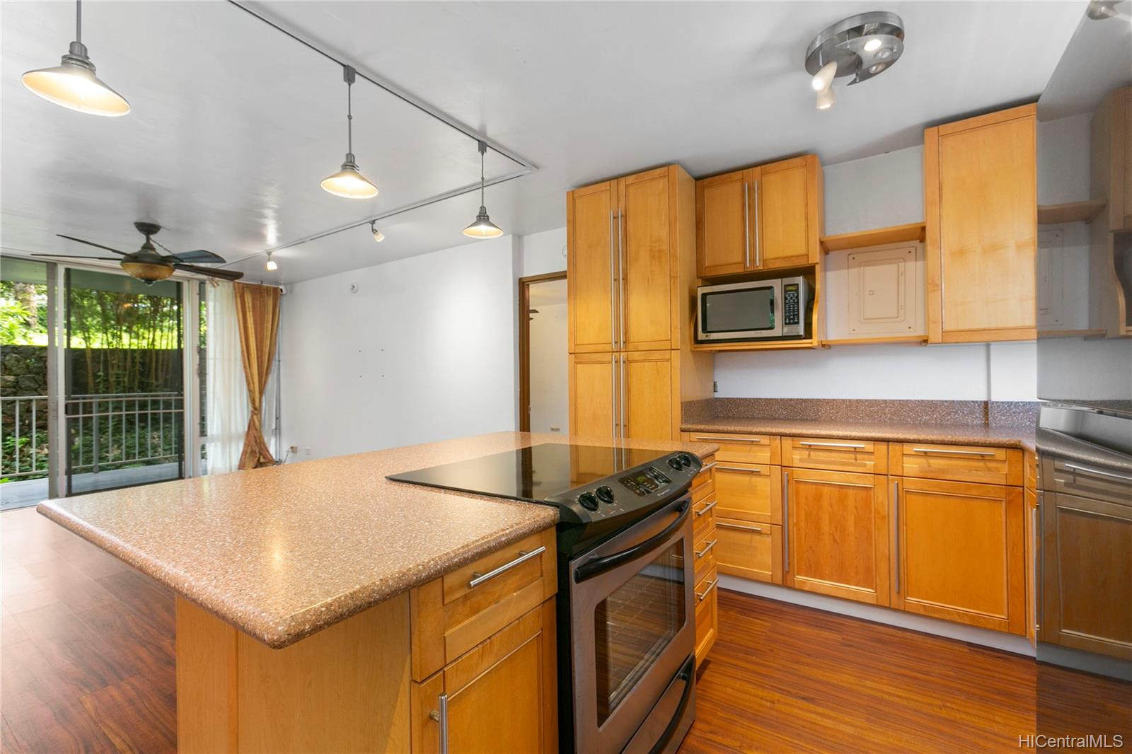 98-703 Iho Place  Unit 1402
