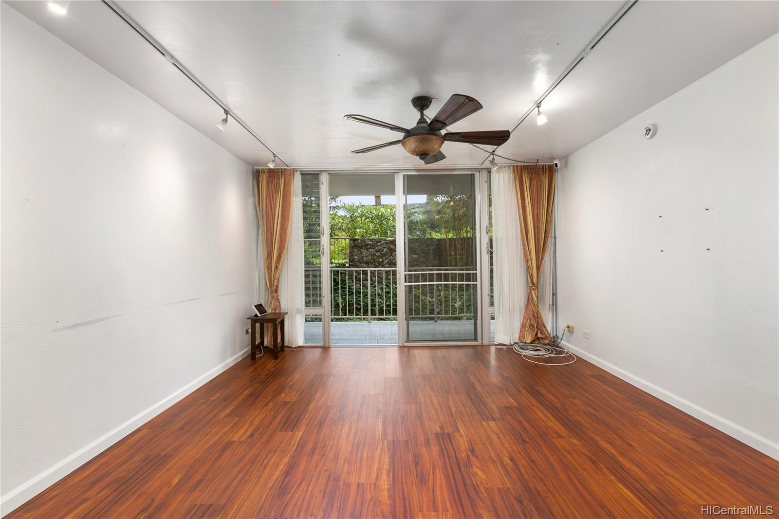 98-703 Iho Place  Unit 1402