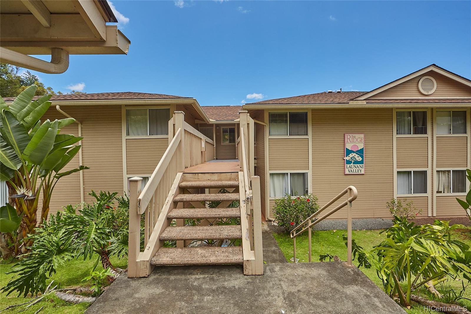 95-510 Wikao Street  Unit L204