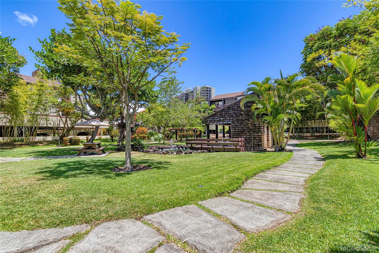 1015 Aoloa Place  Unit 243