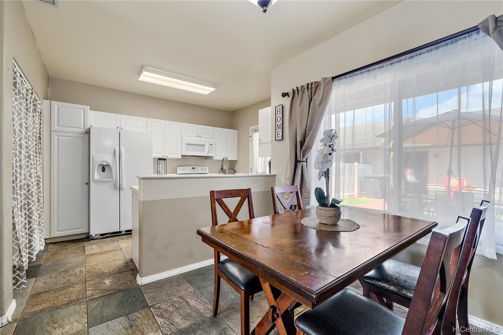 91-1061 Kaileolea Drive  Unit 2C5