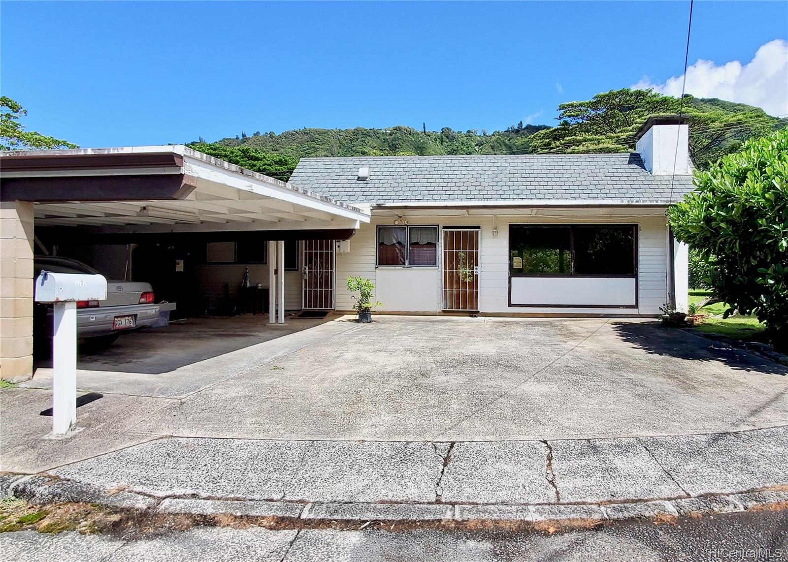 3272 Paumaka Place
