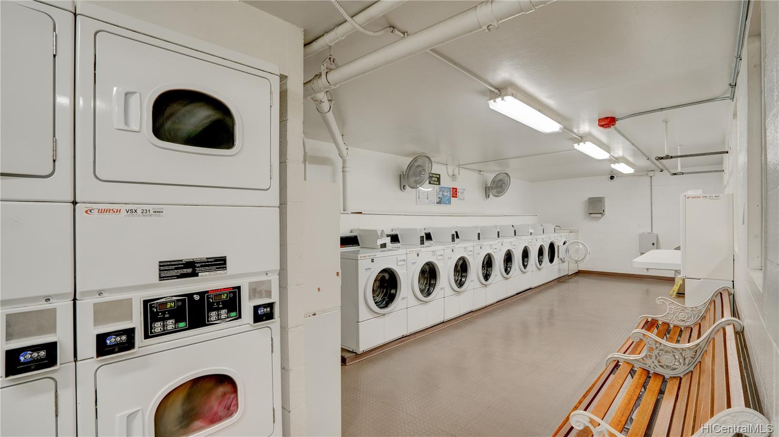 225 Queen Street  Unit 20D