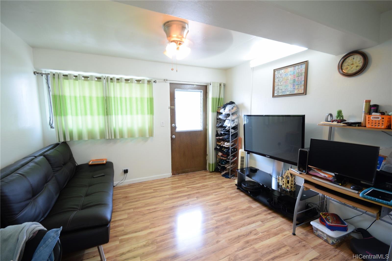 908 University Avenue  Unit A202