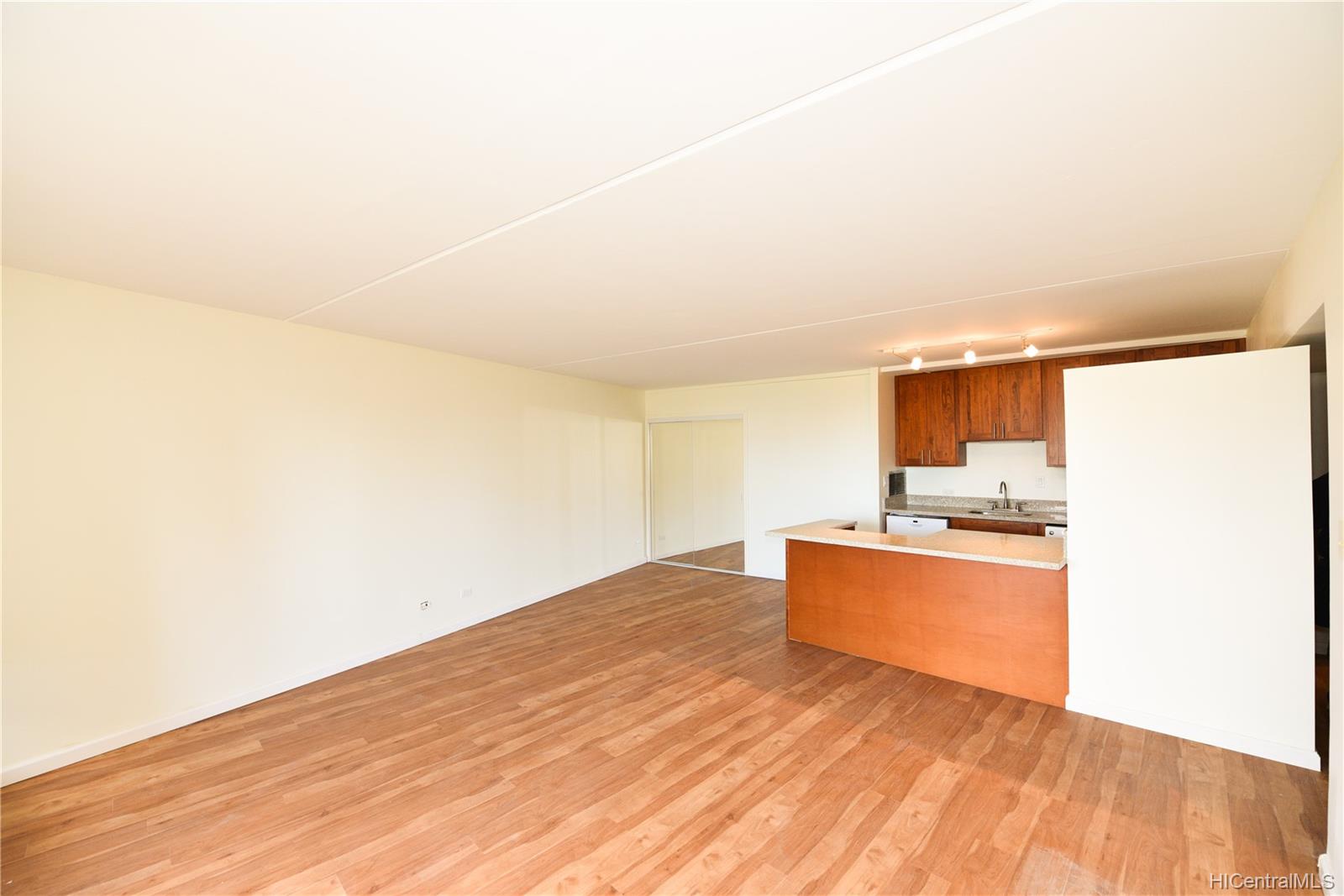 2333 Kapiolani Boulevard  Unit 814