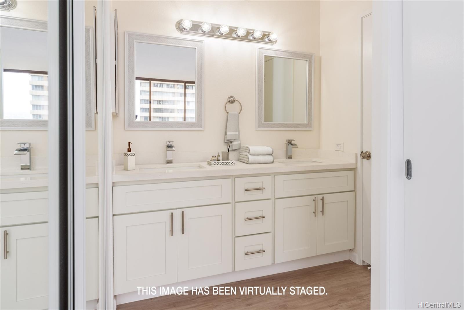 2499 Kapiolani Boulevard  Unit 801