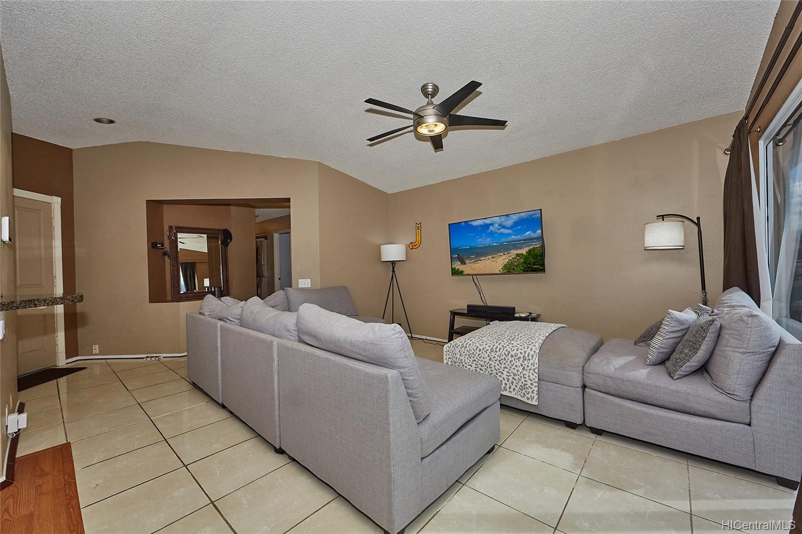 91-1121 Laaulu Street  Unit 10B