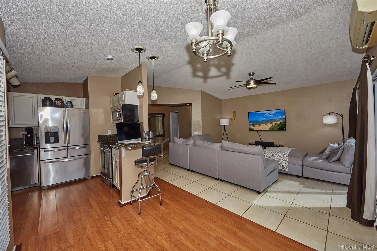 91-1121 Laaulu Street  Unit 10B