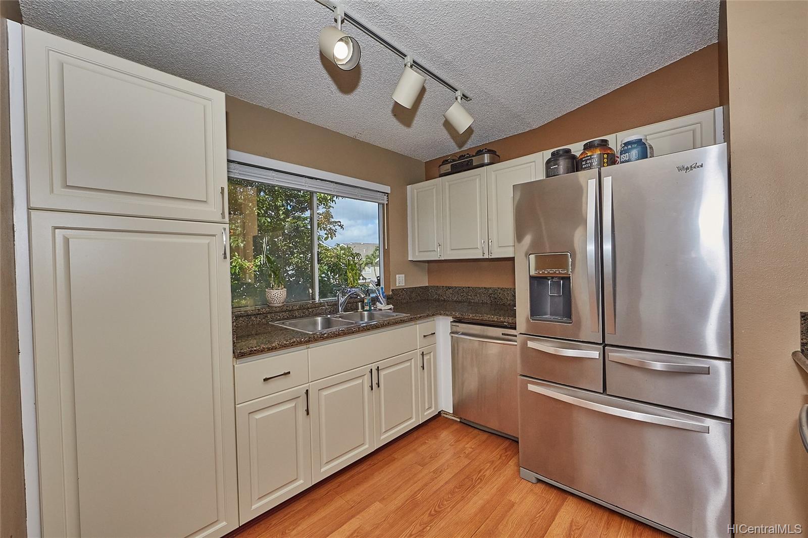 91-1121 Laaulu Street  Unit 10B