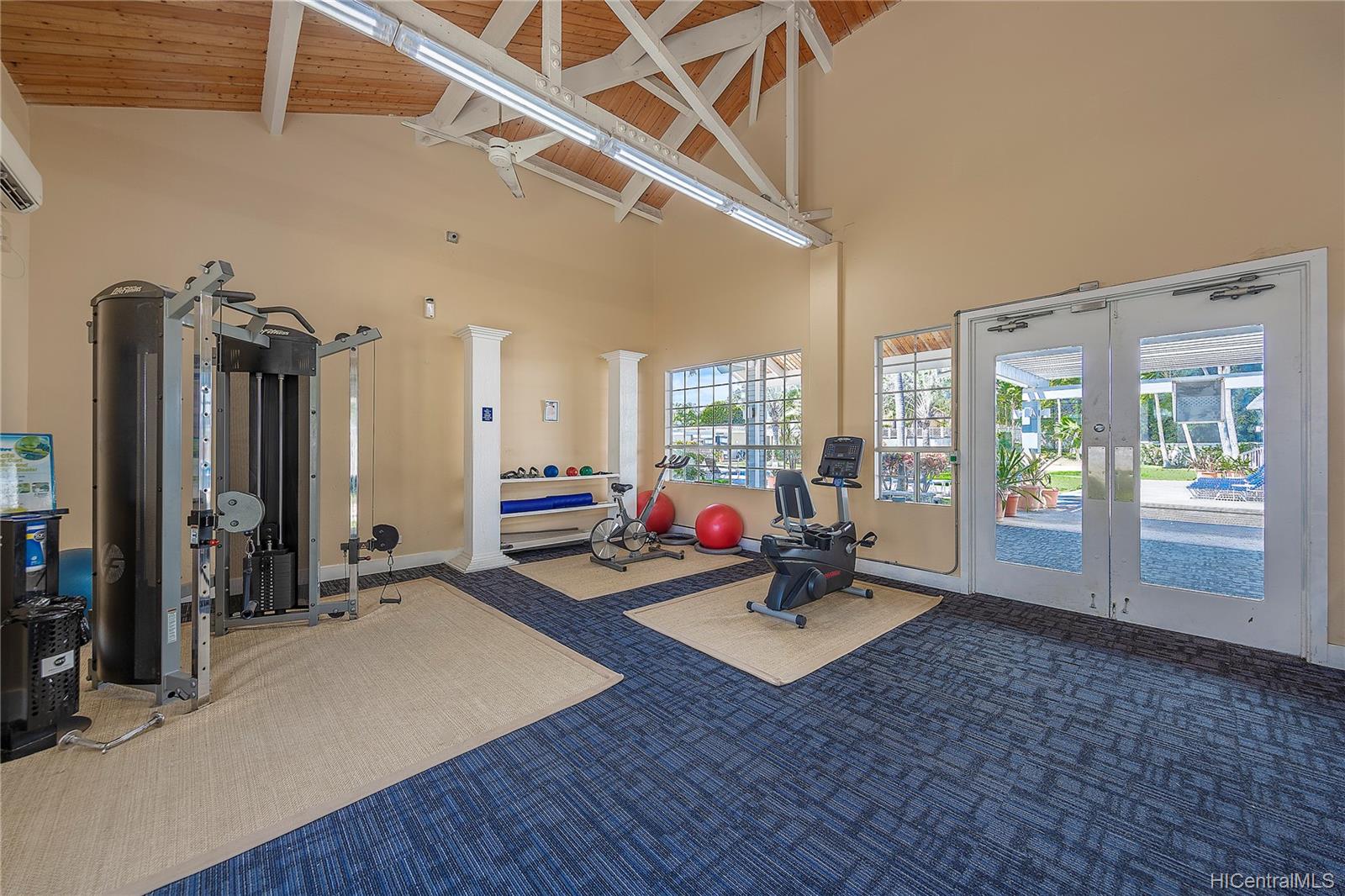 594 Mananai Place  Unit 21W