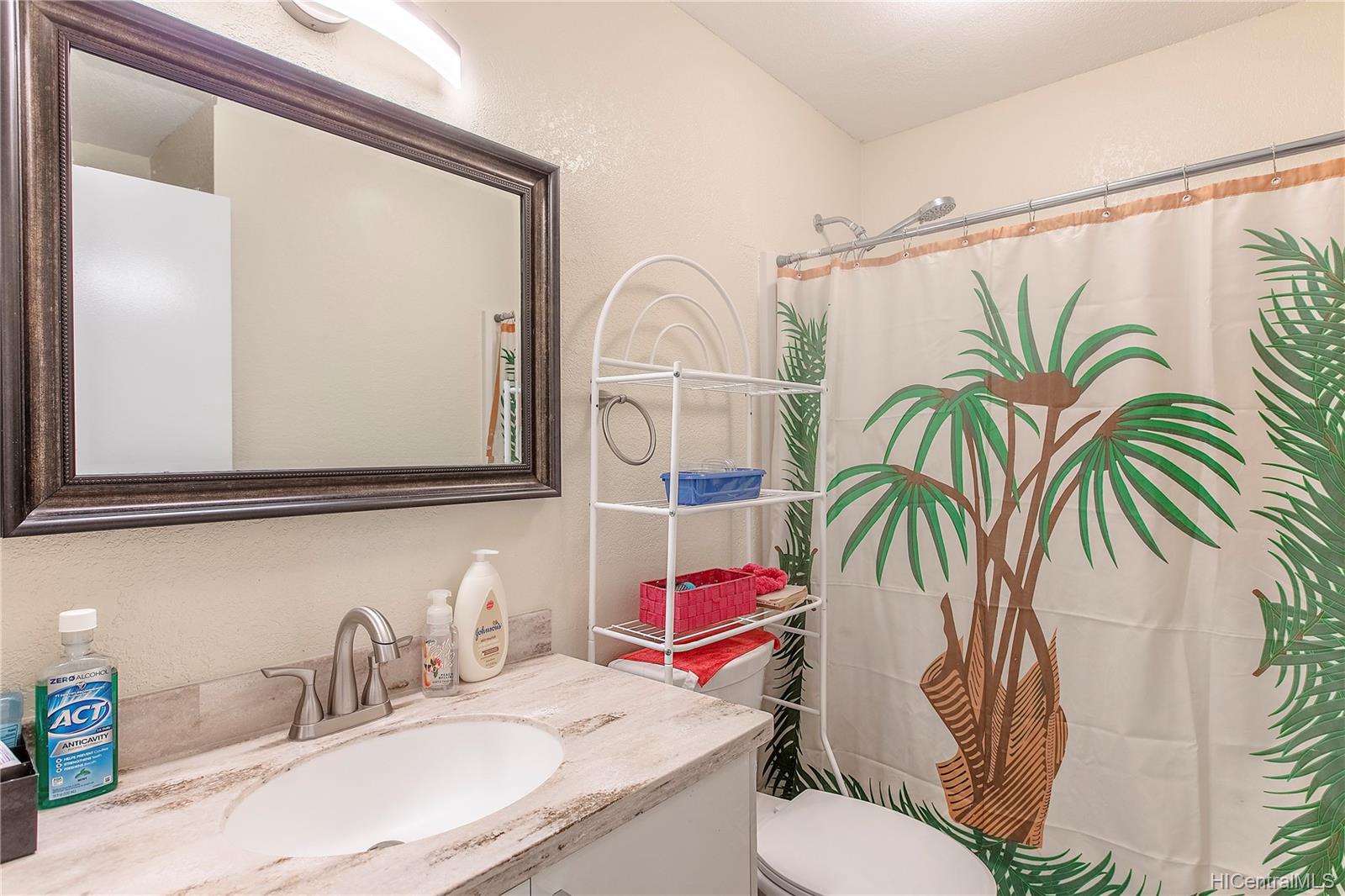 594 Mananai Place  Unit 21W