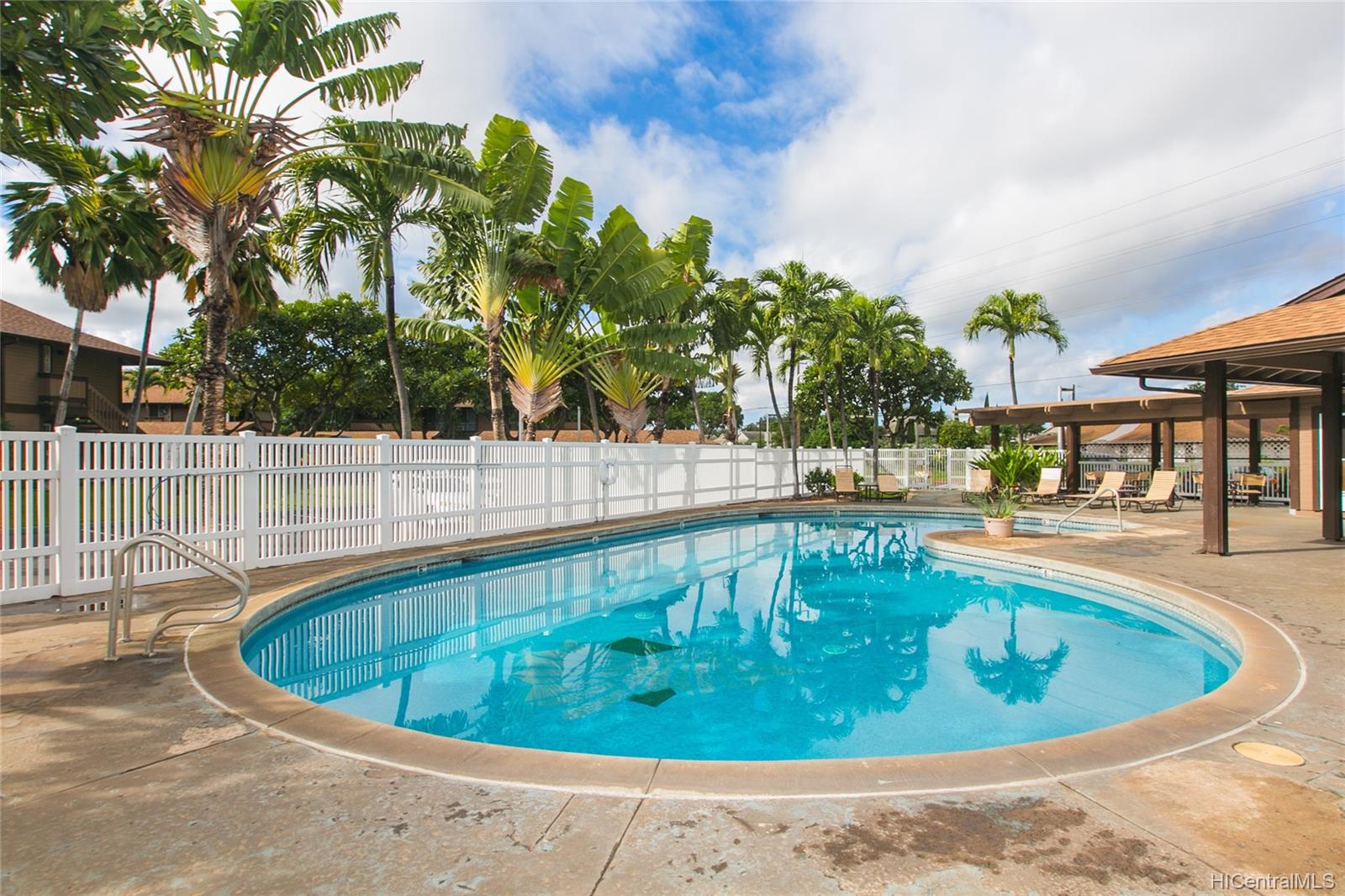 91-1029 Puamaeole Street  Unit 2R