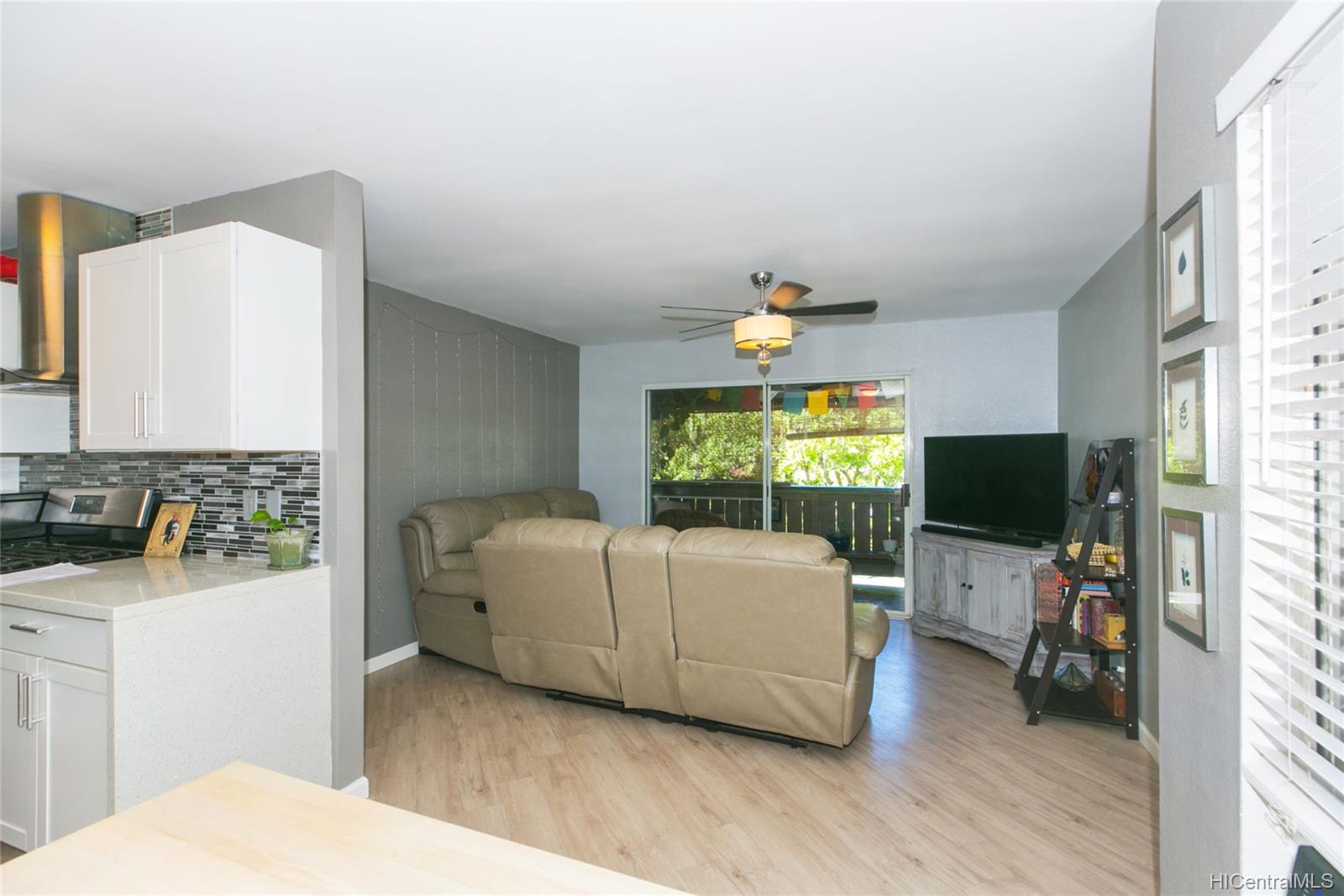 91-1029 Puamaeole Street  Unit 2R