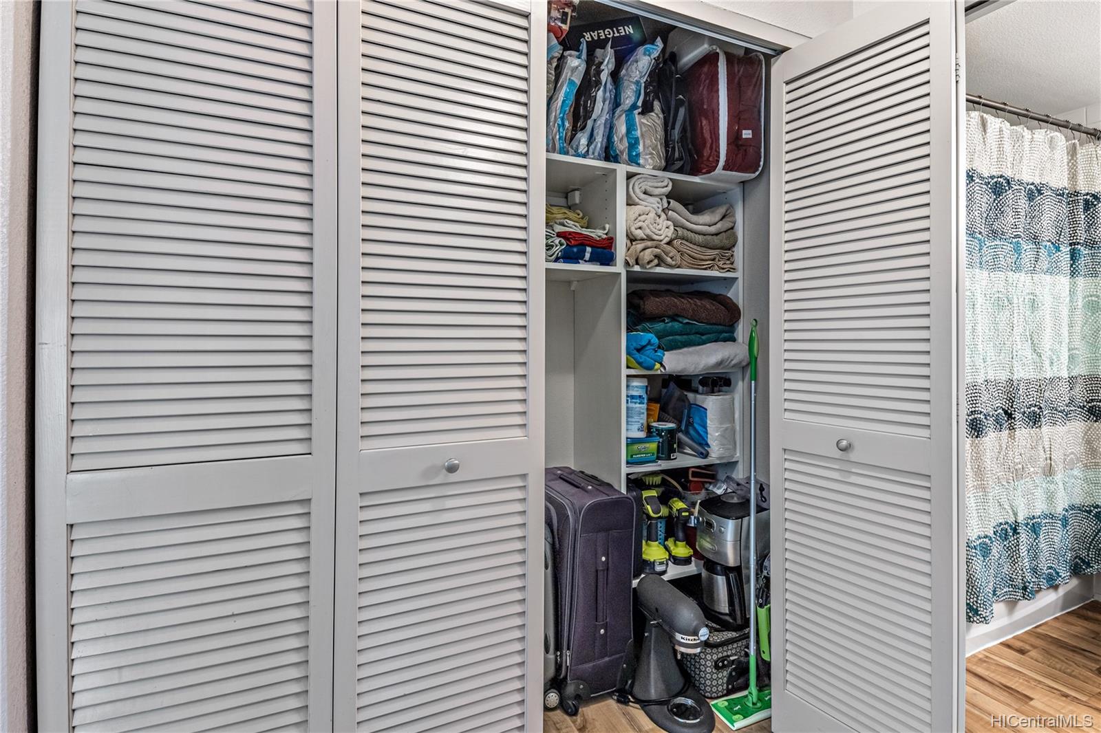 3009 Ala Makahala Place  Unit 213