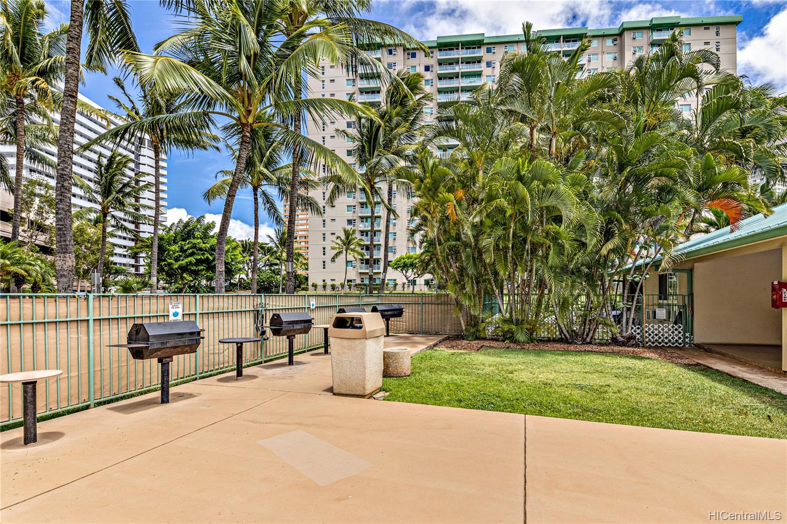 3009 Ala Makahala Place Unit 213 3009 Ala Makahala Place Unit 213